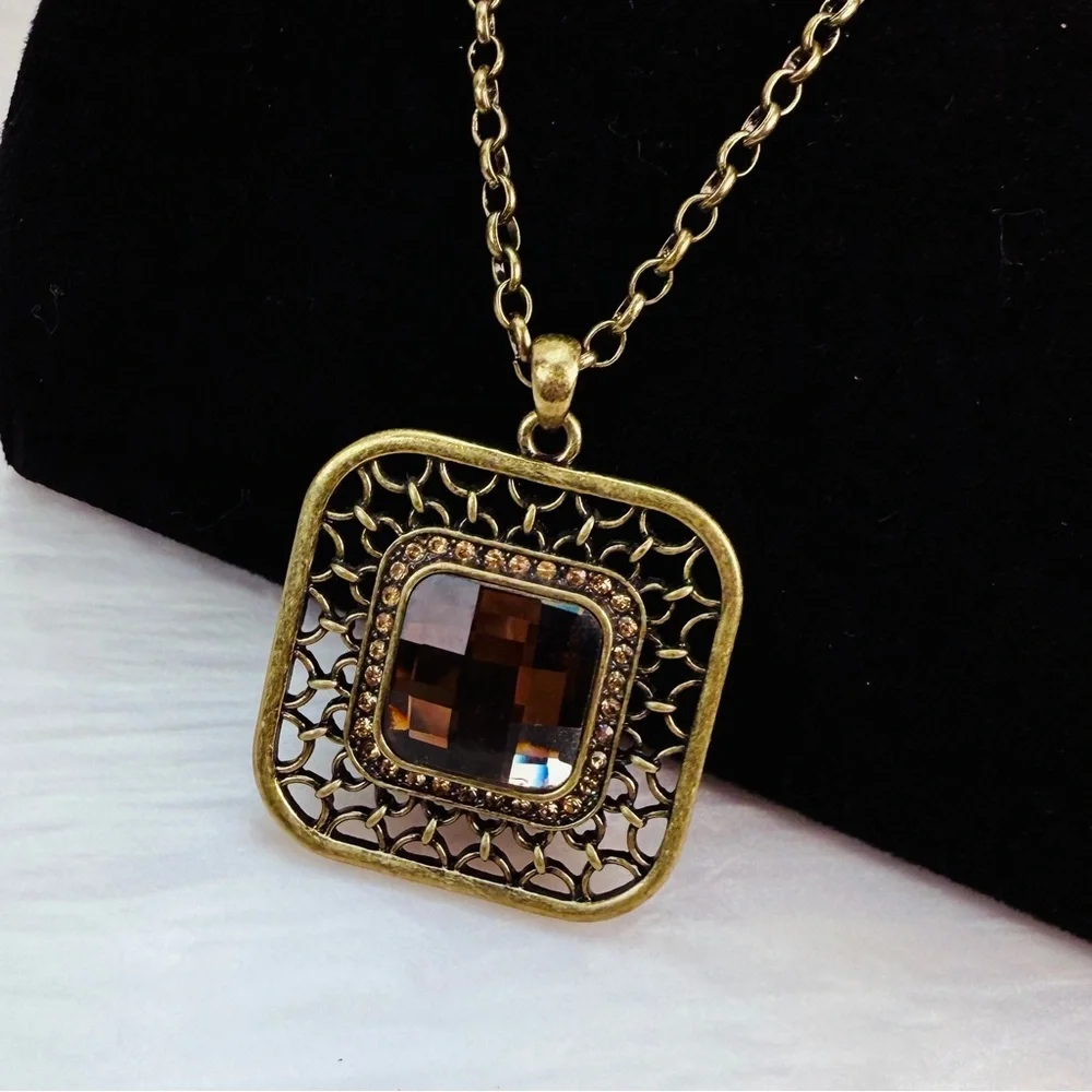 Vintage Bronze tone Brown Pendant Lia Sophia Necklace